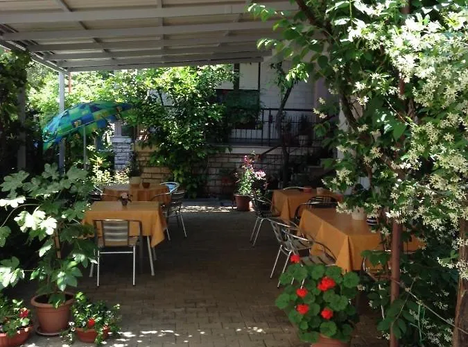 In With Balcony, Air Conditioning, Wifi 5188-2