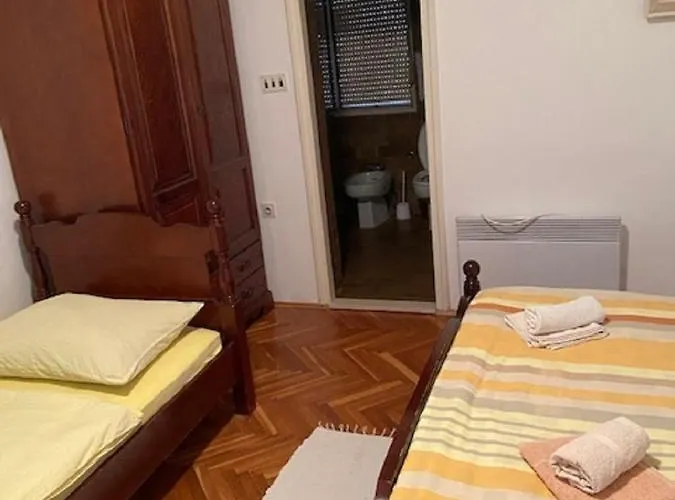 Penzion In With Balcony, Air Conditioning, Wifi 5188-2