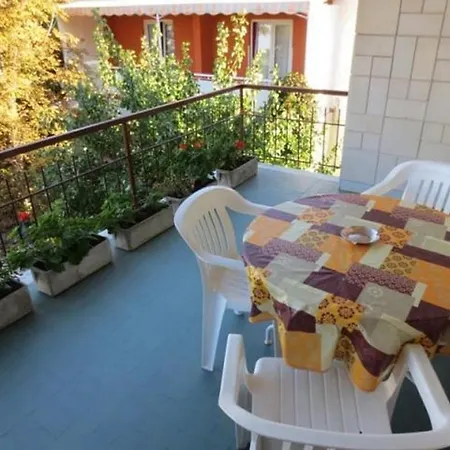 Gæstehus In With Balcony, Air Conditioning, Wifi 5188-2