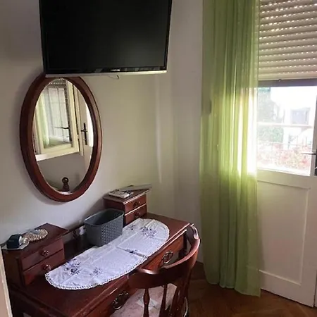 Guest house In With Balcony, Air Conditioning, Wifi 5188-2 Sukosan
