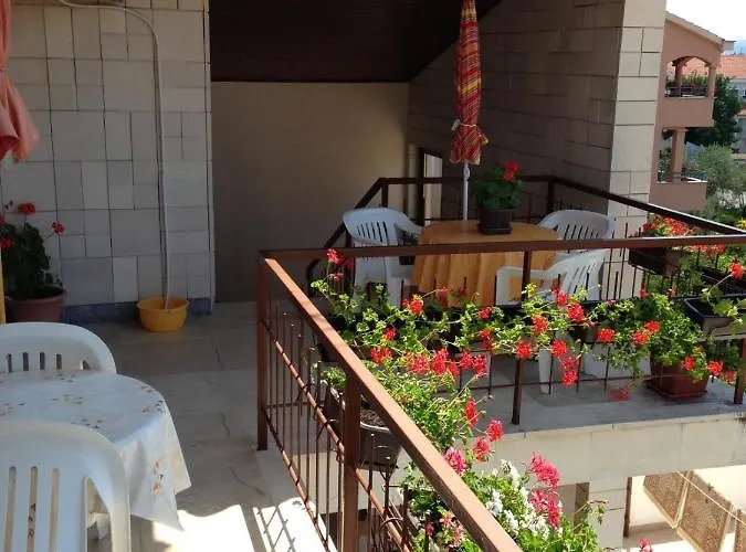 In With Balcony, Air Conditioning, Wifi 5188-2 Sukošan